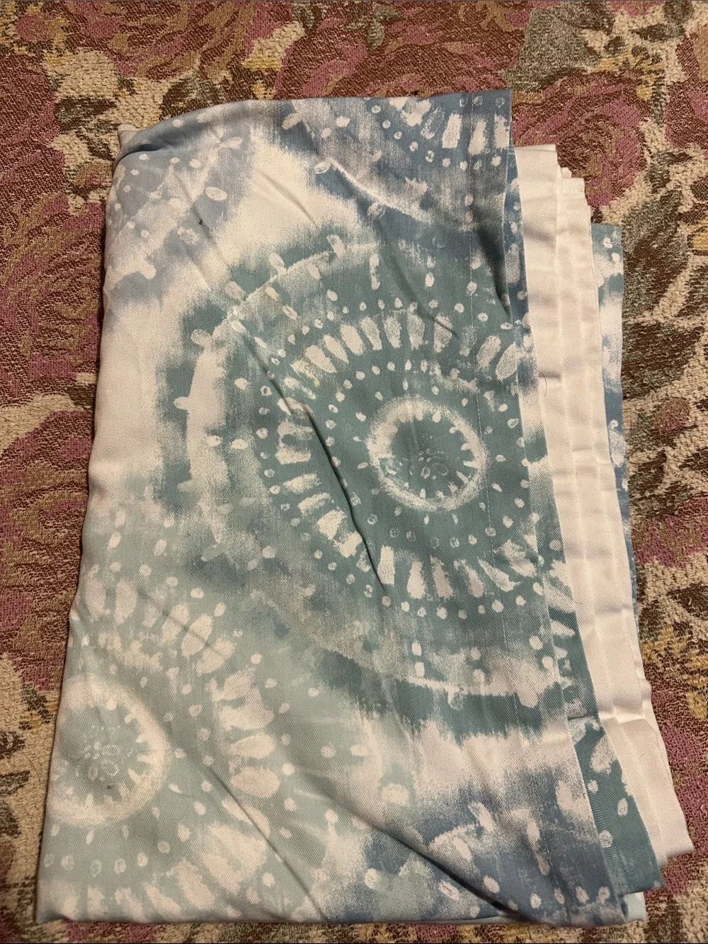 Max Studio Light Blue and White Shower Curtain - Tie-Dye Pattern